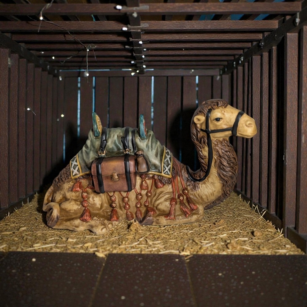 Christmas Vintage Grandeur Noel Replacement Camel Sitting Porcelain 1999‎ N0094